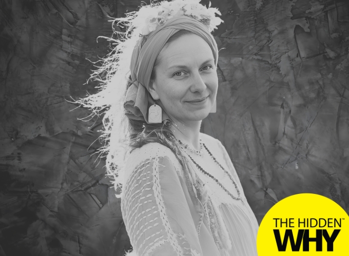 Read more about the article Episode 1146: Carrie Schmitt on Creativity as a Healing Force